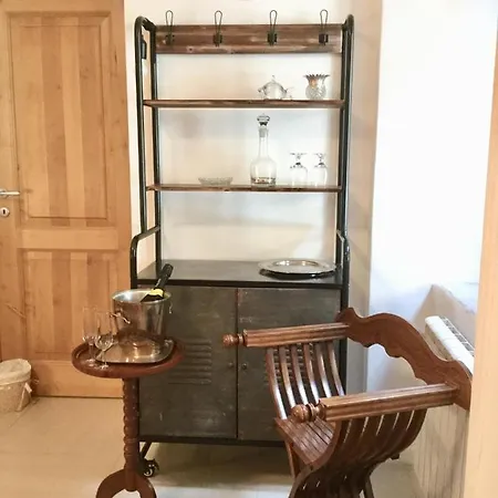 Festina Lente Lejlighed